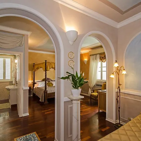 La Chandelle Hotell Massarosa