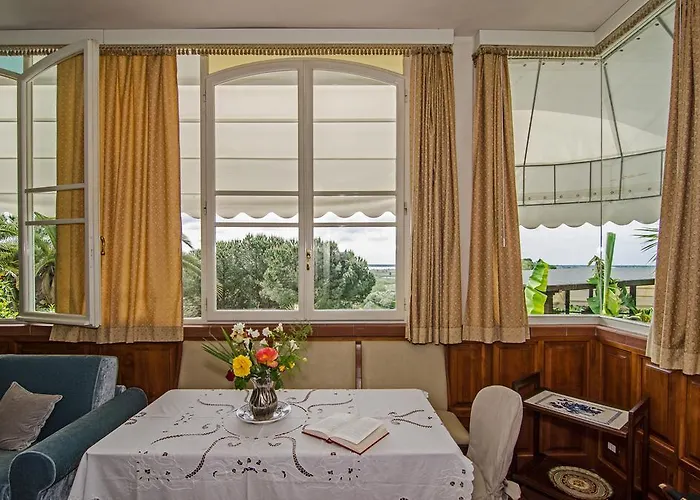 La Chandelle Hotell 3*