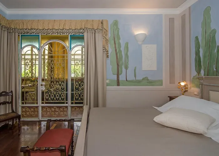 La Chandelle 3* Massarosa