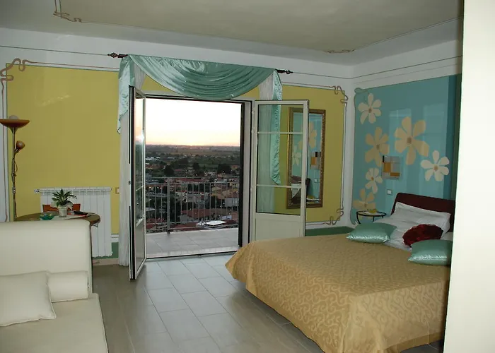 Hotel La Chandelle 3*